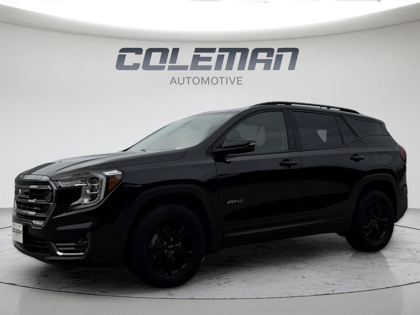 Used 2024 GMC Terrain AT4 w/ Tech Package AWD/4WD image 1