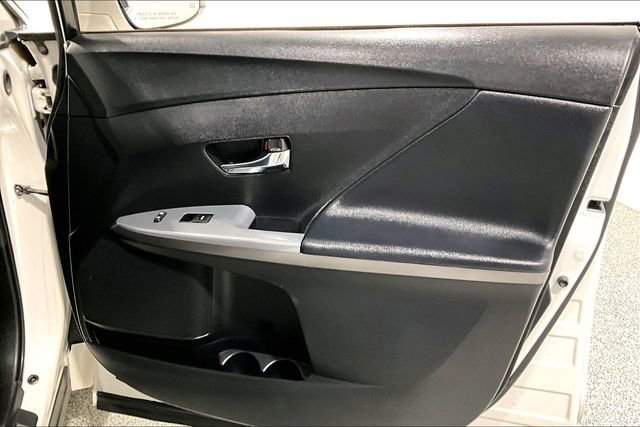 Used 2016 Toyota Venza AWD image 30