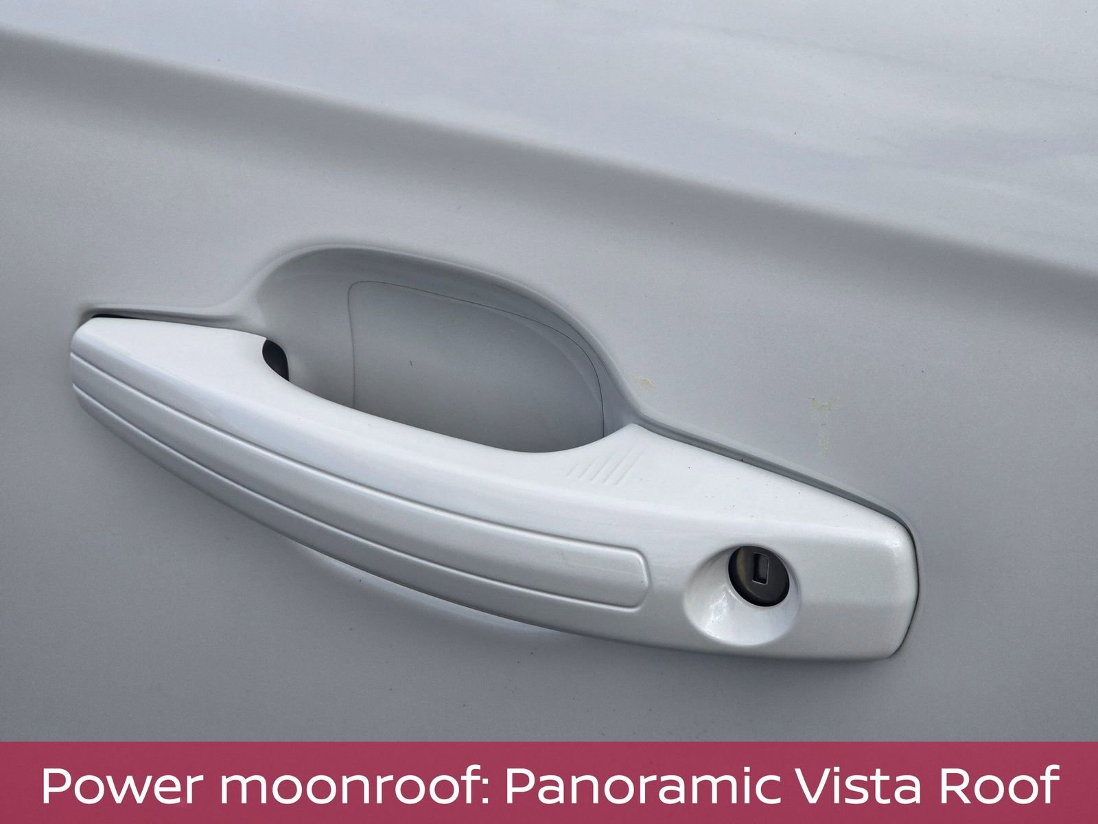 Used 2022 Lincoln Nautilus Reserve w/ Equipment Group 201A image 11