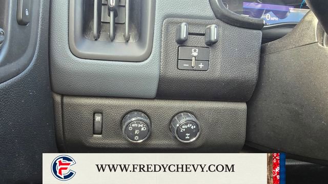 Used 2020 Chevrolet Colorado Z71 w/ Z71 Midnight Edition AWD/4WD image 12