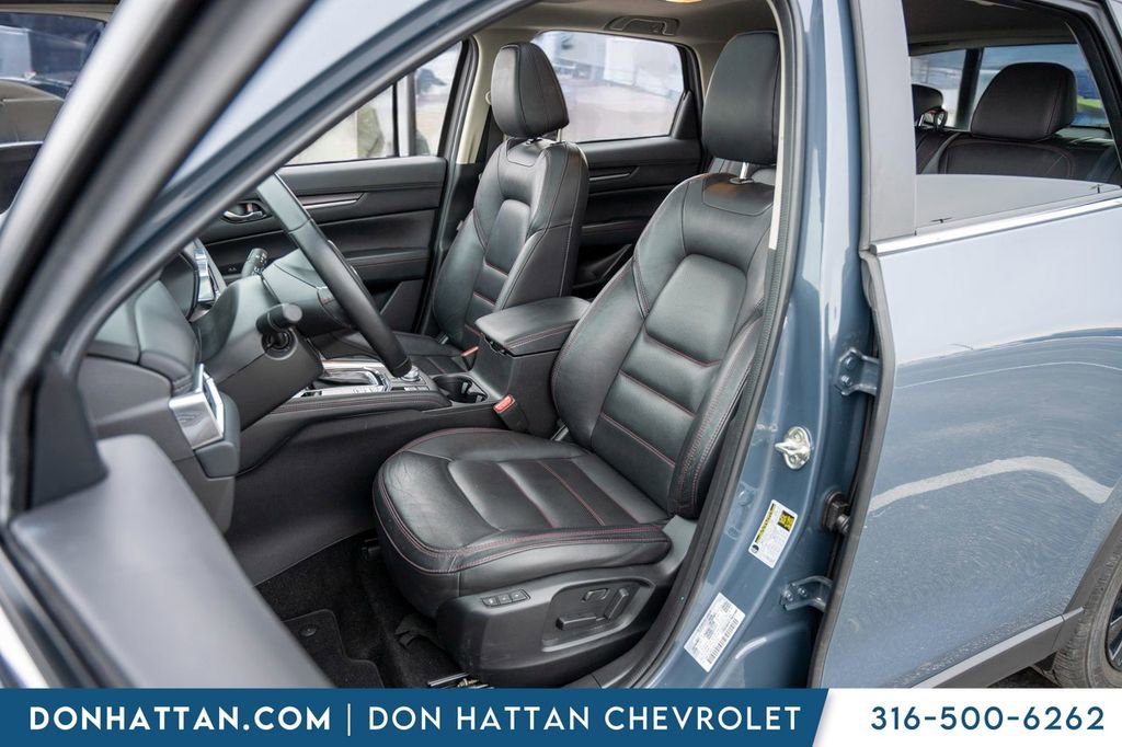Used 2024 MAZDA CX-5 Carbon Edition image 4