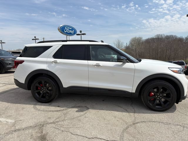 Used 2023 Ford Explorer ST w/ Equipment Group 401A AWD/4WD image 8