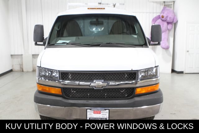 Used 2014 Chevrolet Express 3500 RWD image 2