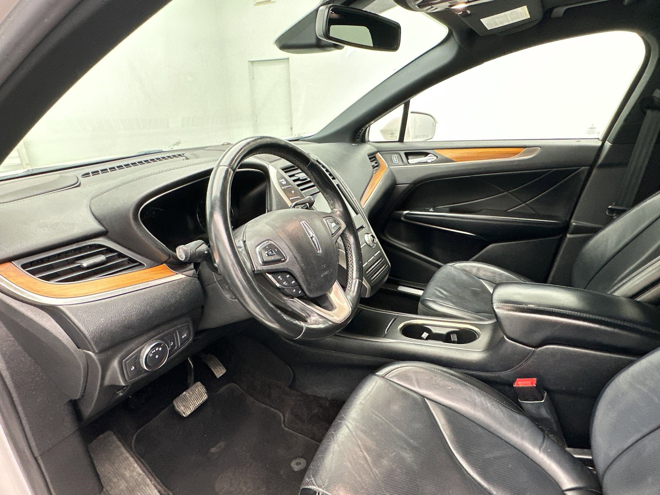 Used 2018 Lincoln MKC Reserve w/ Lincoln MKC Climate Package image 4