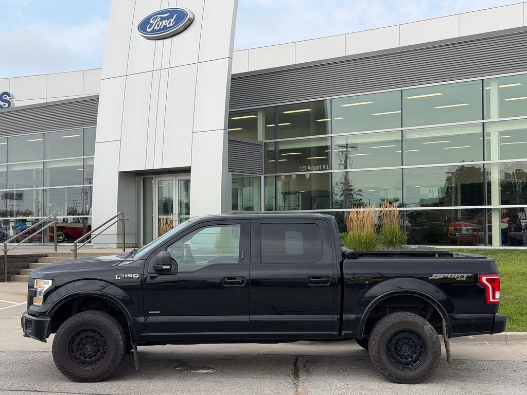 Used 2016 Ford F150 XLT w/ Equipment Group 302A Luxury AWD/4WD image 3