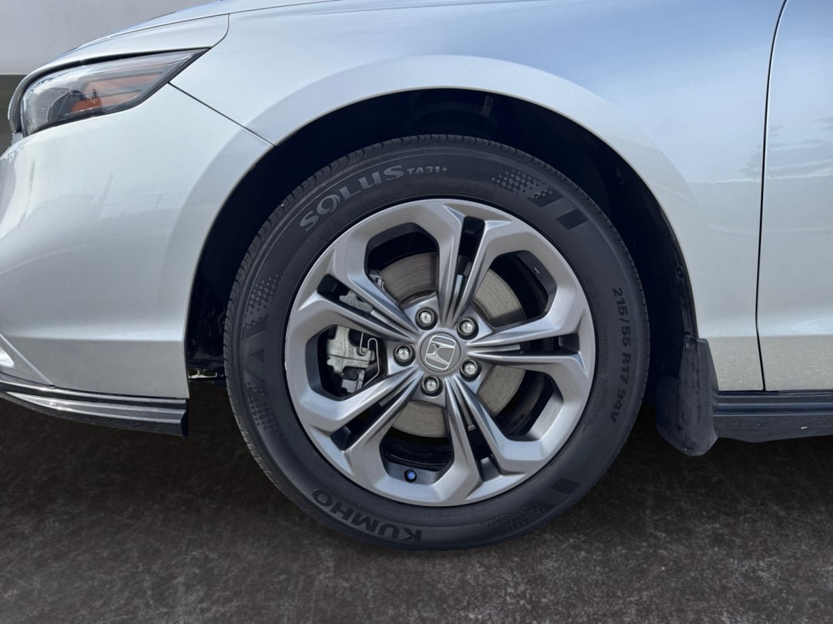 Used 2024 Honda Accord EX-L image 9