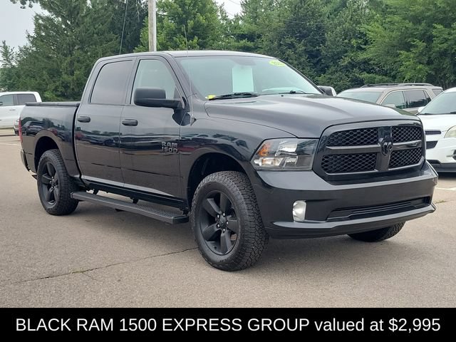 Used 2017 RAM 1500 Express w/ Black Ram 1500 Express Group AWD/4WD image 3