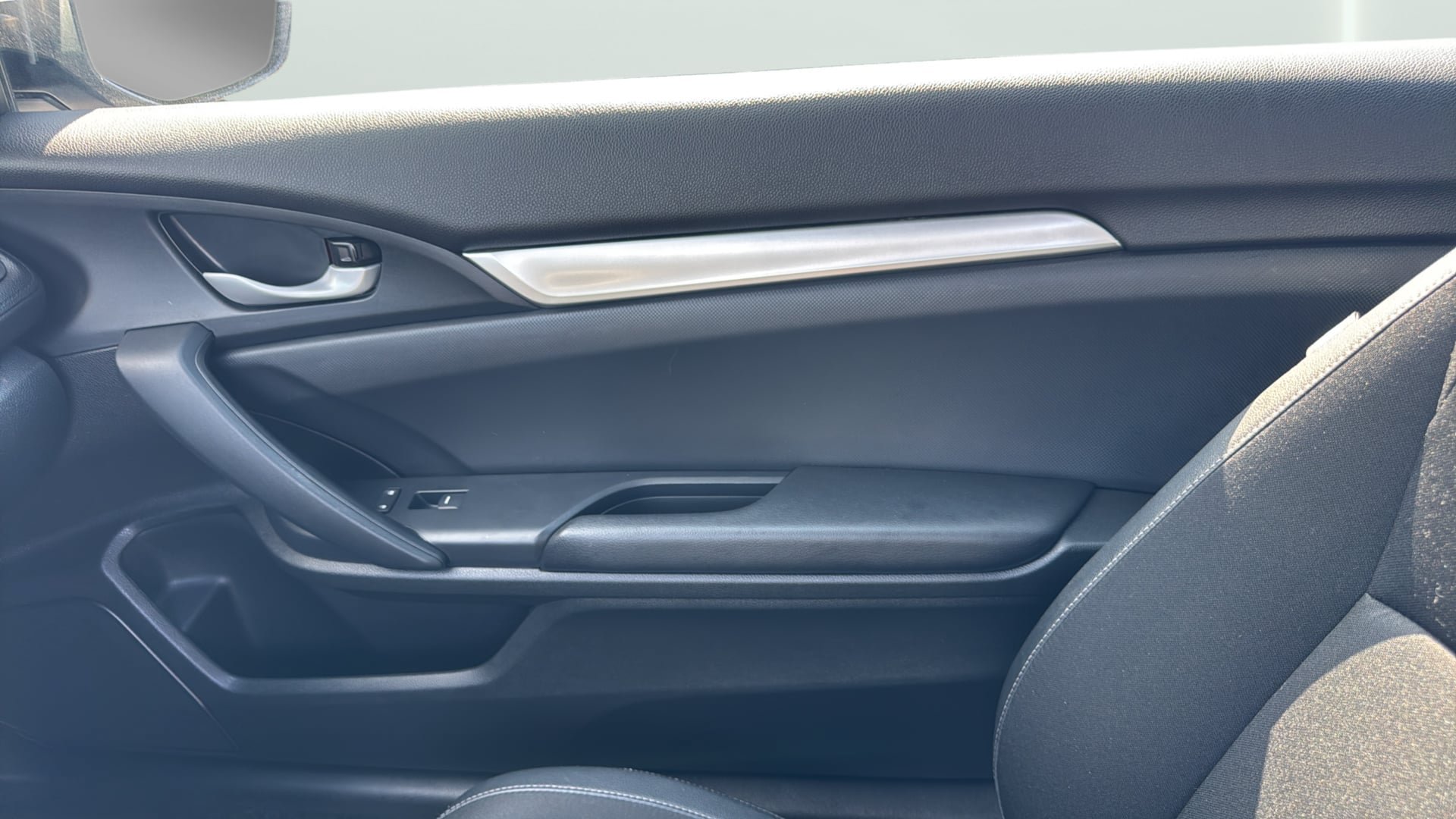 Used 2019 Honda Civic Sport image 17