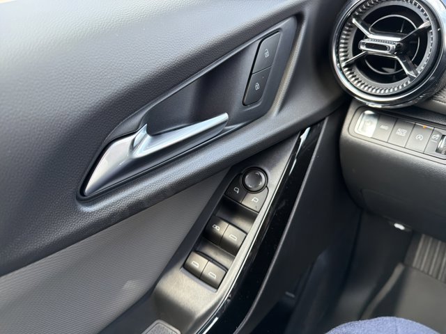 New 2026 Chevrolet Equinox LT AWD/4WD image 15