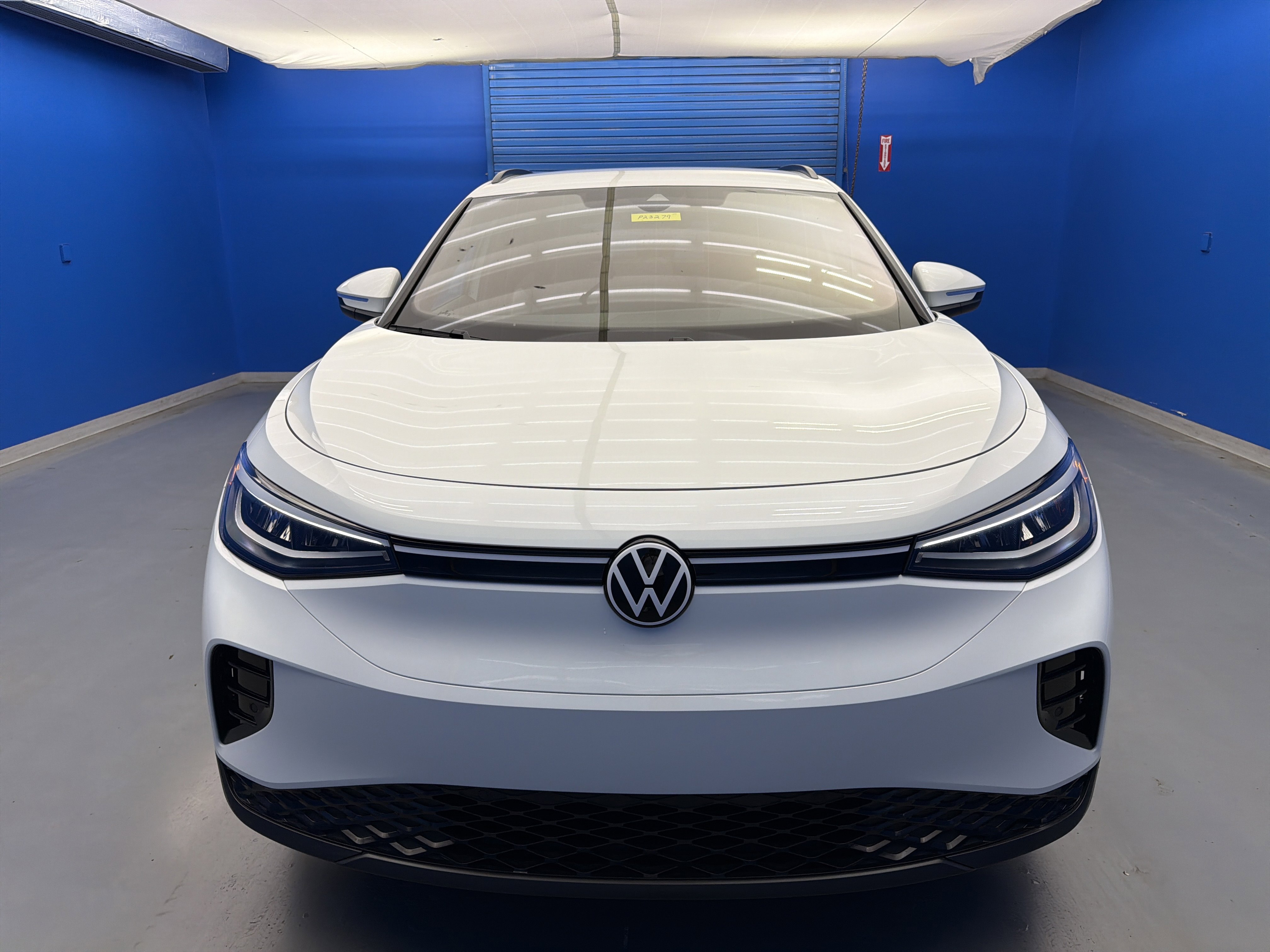 Certified 2025 Volkswagen ID.4 Pro AWD/4WD image 3