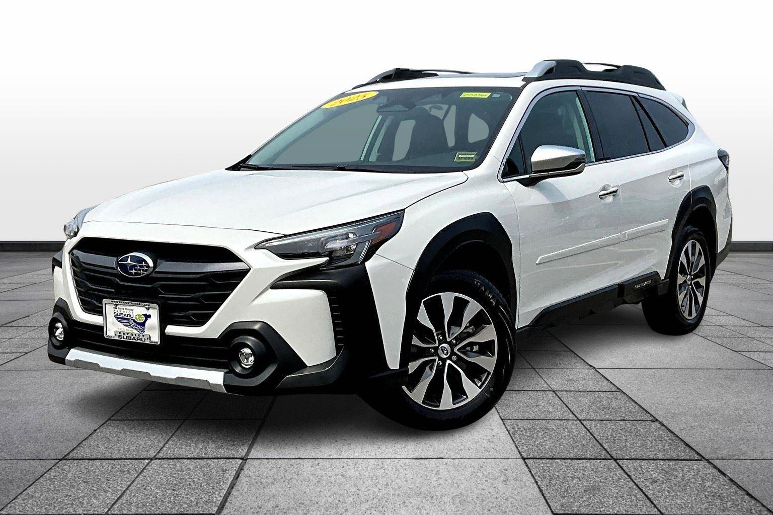 Used 2025 Subaru Outback Touring XT image 12