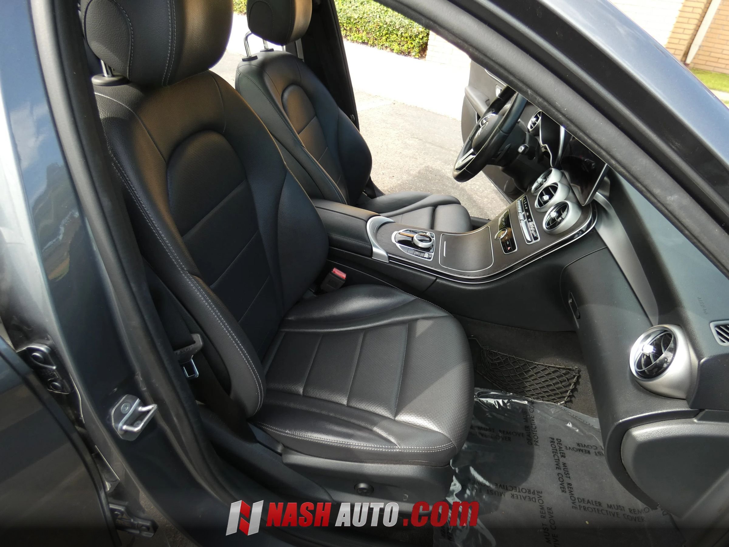 Used 2019 Mercedes-Benz C 300 Sedan image 27