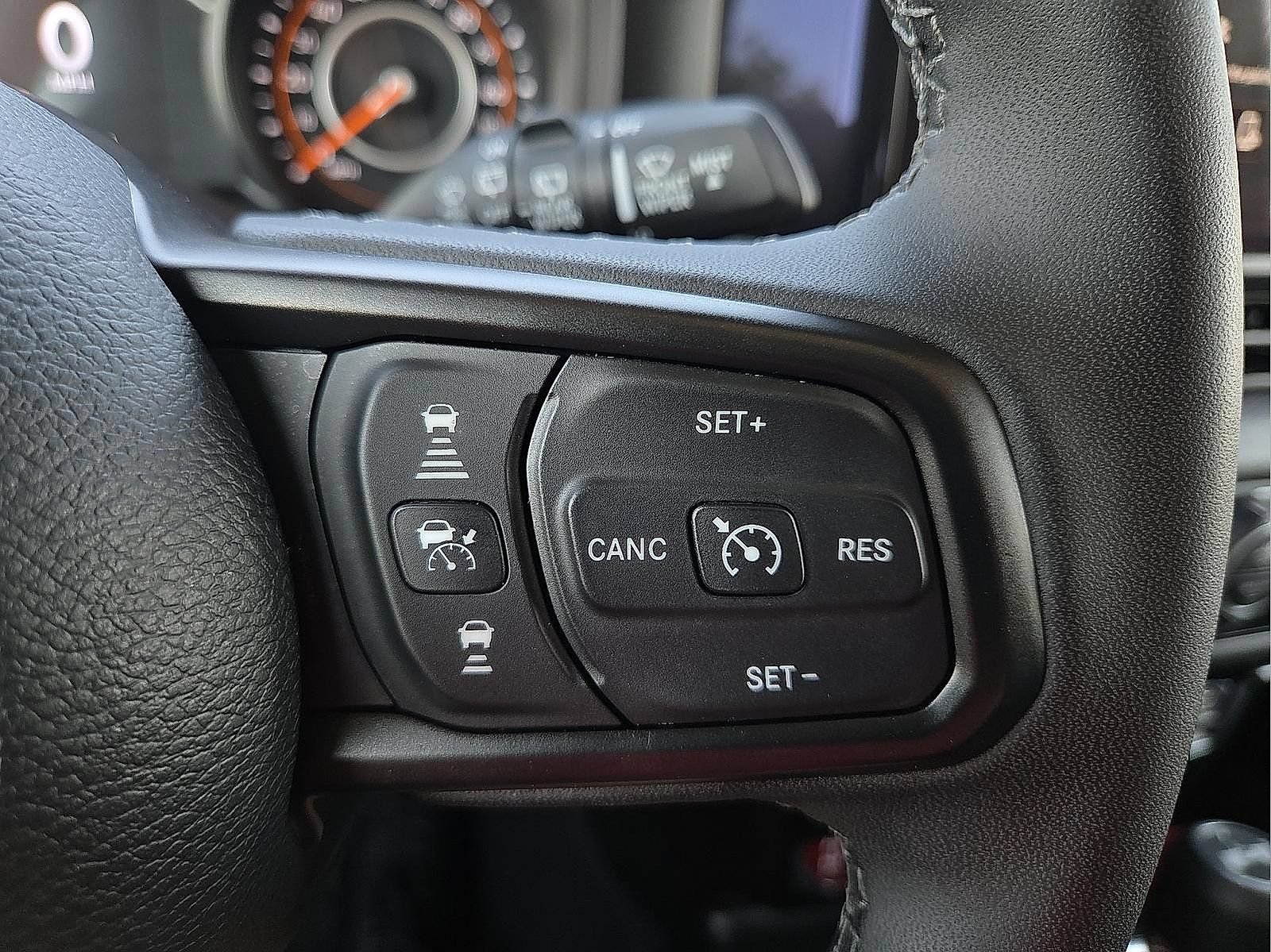 Used 2025 Jeep Wrangler Unlimited Sport AWD/4WD image 18