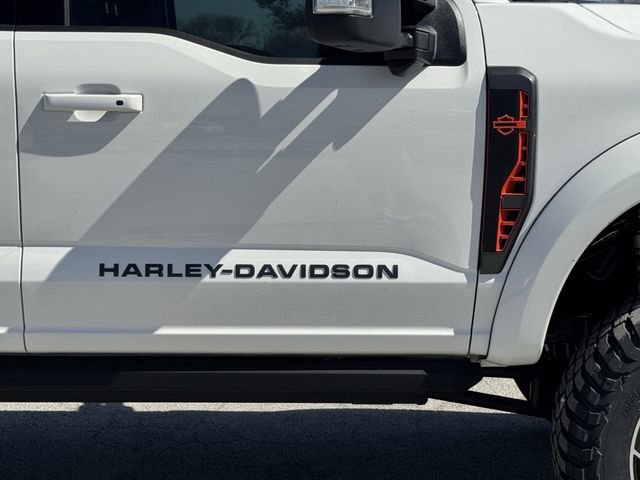 New 2026 Ford F250 Lariat w/ Black Appearance Package image 2
