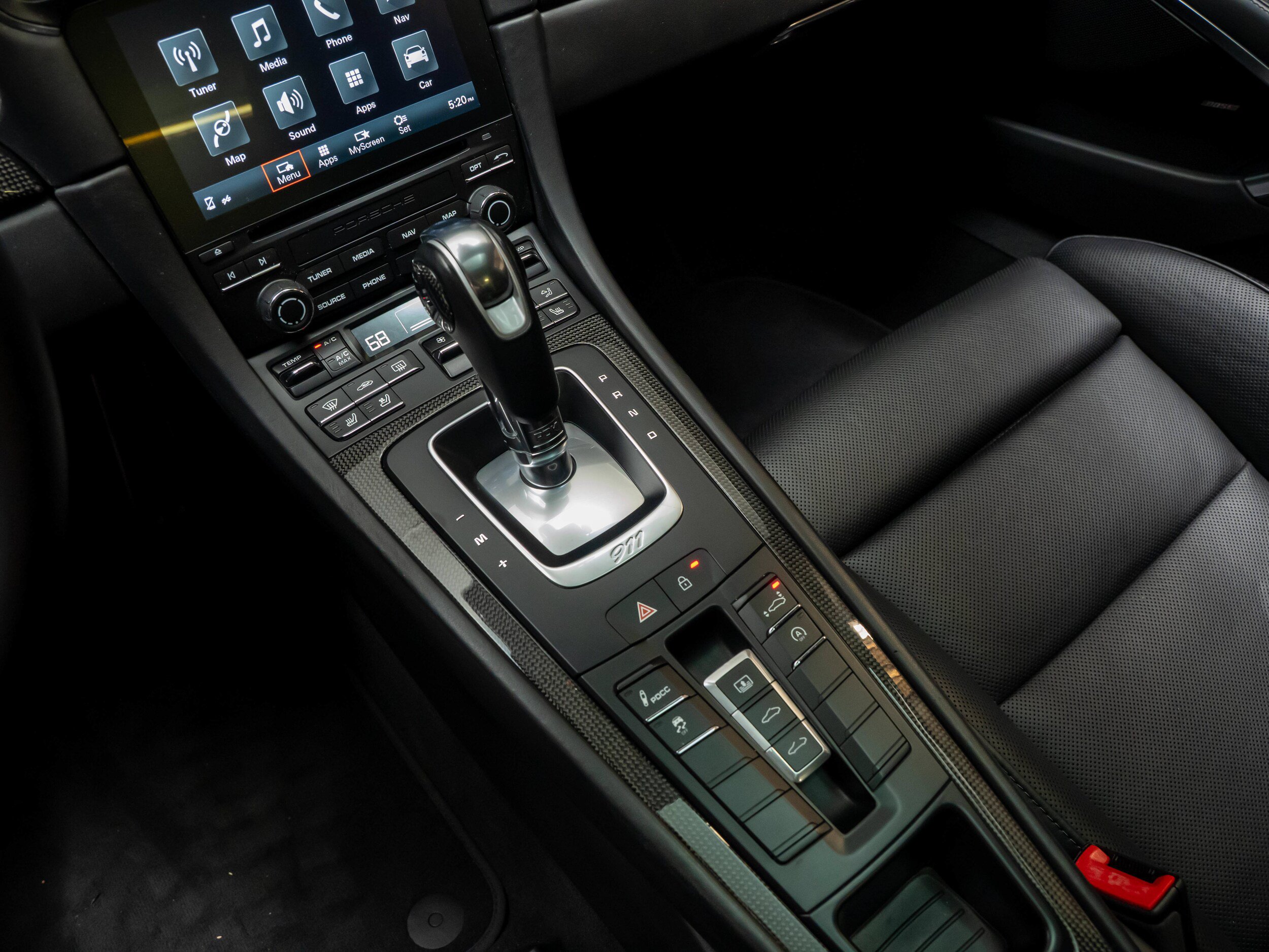 Certified 2019 Porsche 911 Turbo S AWD/4WD image 25