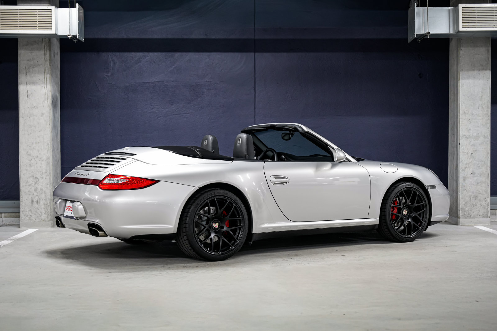 Used 2009 Porsche 911 Carrera 4 AWD/4WD image 3