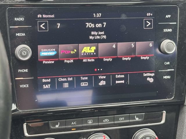 Used 2019 Volkswagen GTI SE FWD image 20