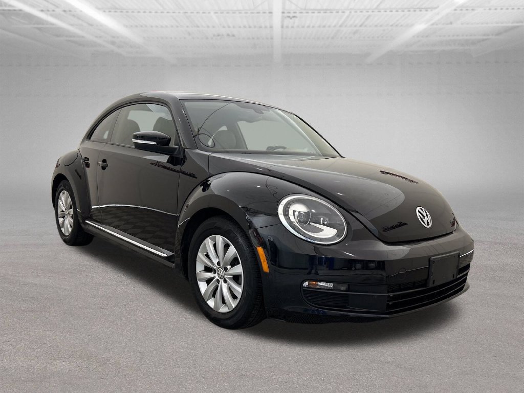 Used 2016 Volkswagen Beetle 1.8T SE w/ Lighting Package FWD image 8