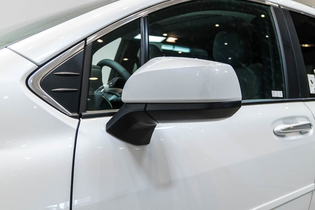 New 2026 Toyota Sienna XLE FWD image 13