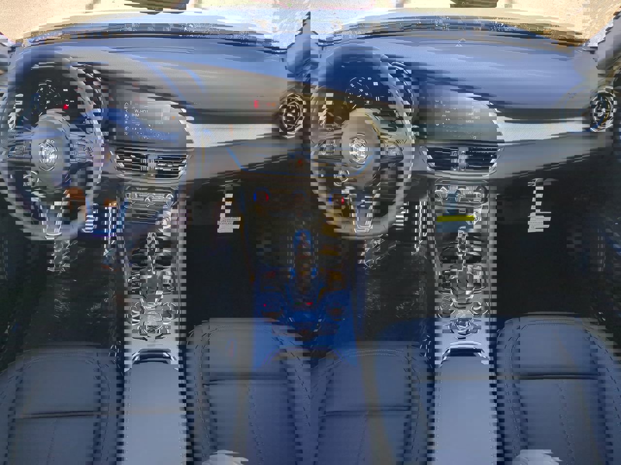 New 2025 Alfa Romeo Giulia w/ Driving Assist Package image 13