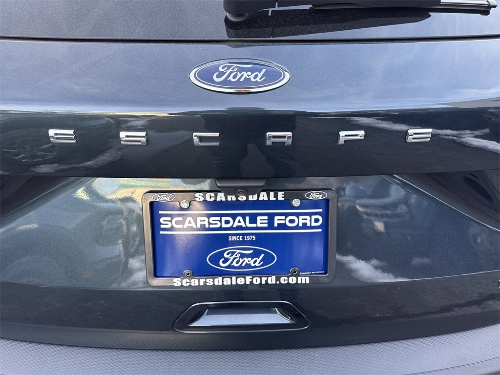 Used 2022 Ford Escape SEL image 25
