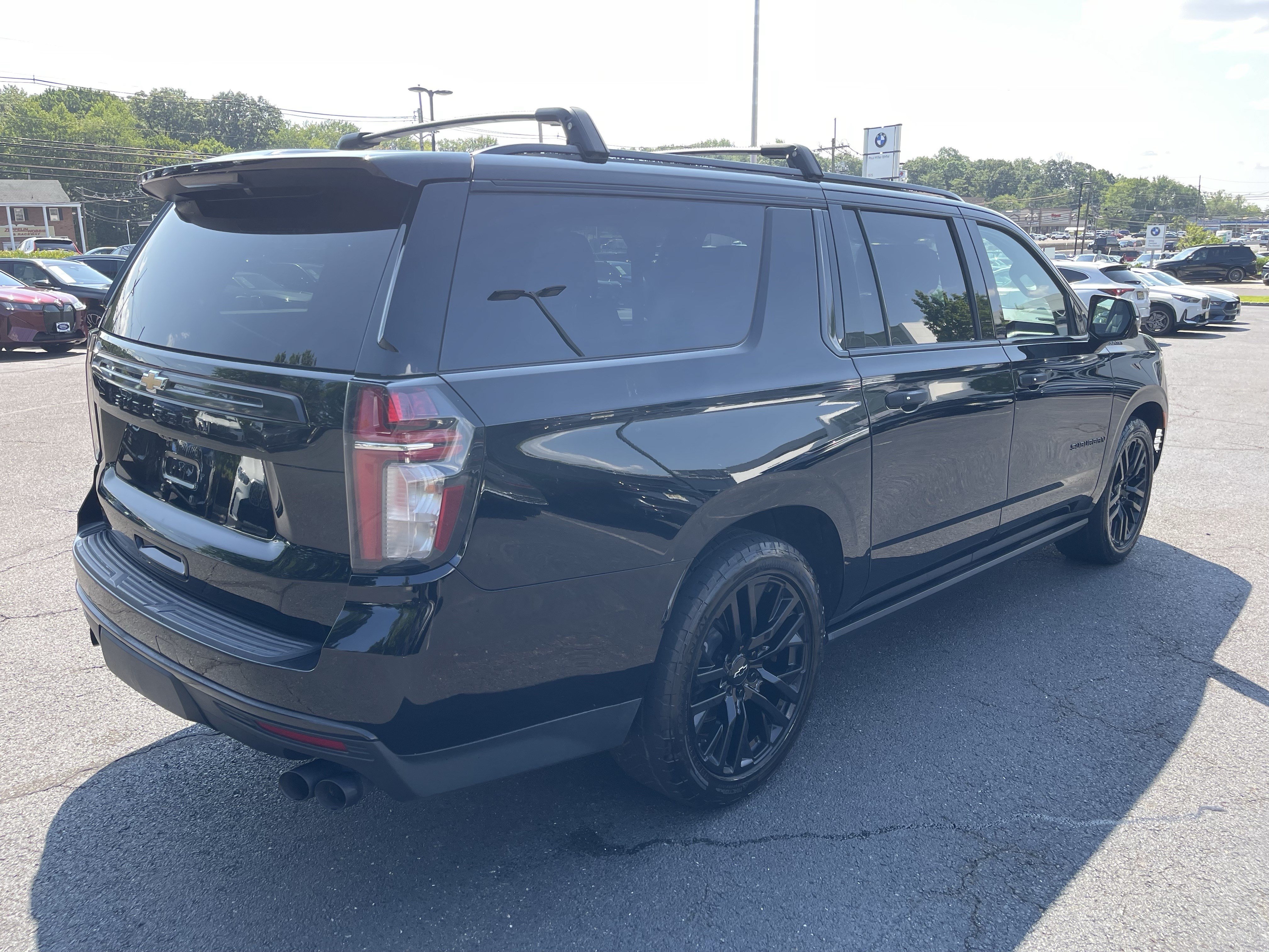 Used 2021 Chevrolet Suburban High Country AWD/4WD image 6