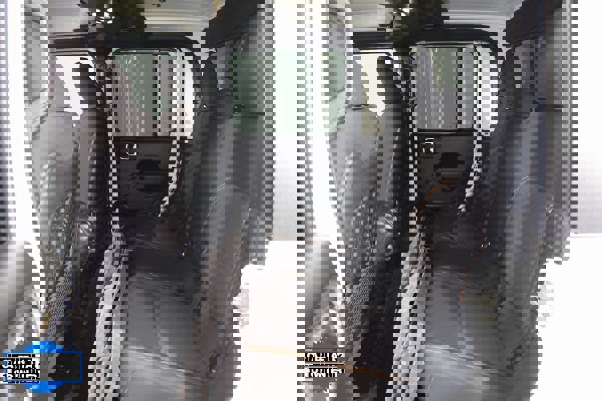 Used 2023 Jeep Gladiator Mojave w/ Cold Weather Group image 46