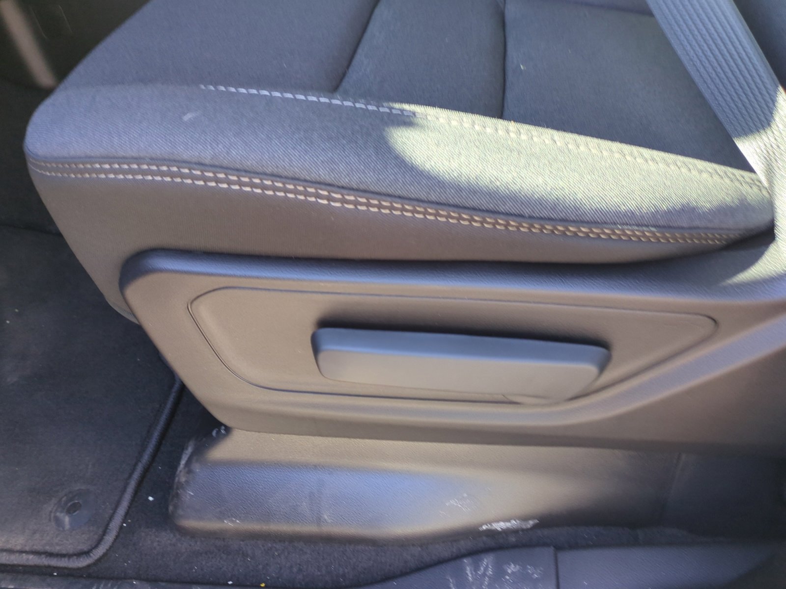 New 2026 RAM 1500 Express AWD/4WD image 14