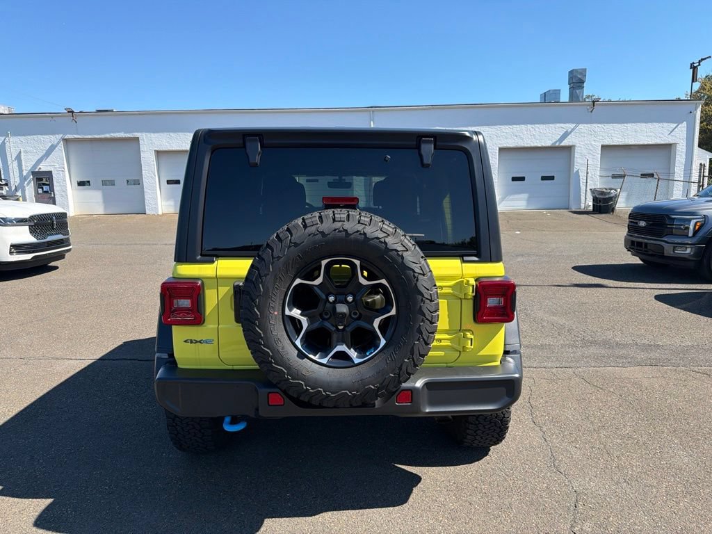Used 2023 Jeep Wrangler Unlimited Rubicon 4xe w/ Cold Weather Group AWD/4WD image 4