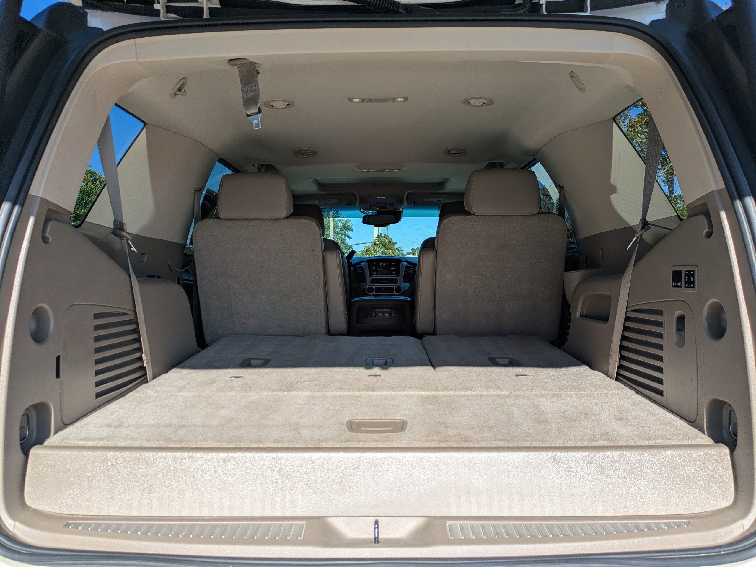 Used 2015 GMC Yukon SLT w/ HD Trailering Package image 14