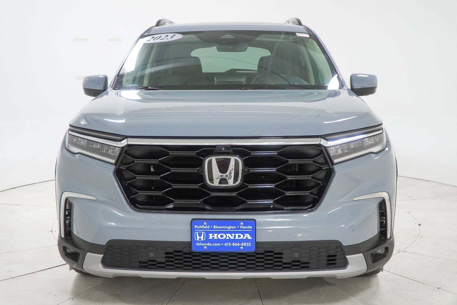 Used 2023 Honda Pilot Elite image 3