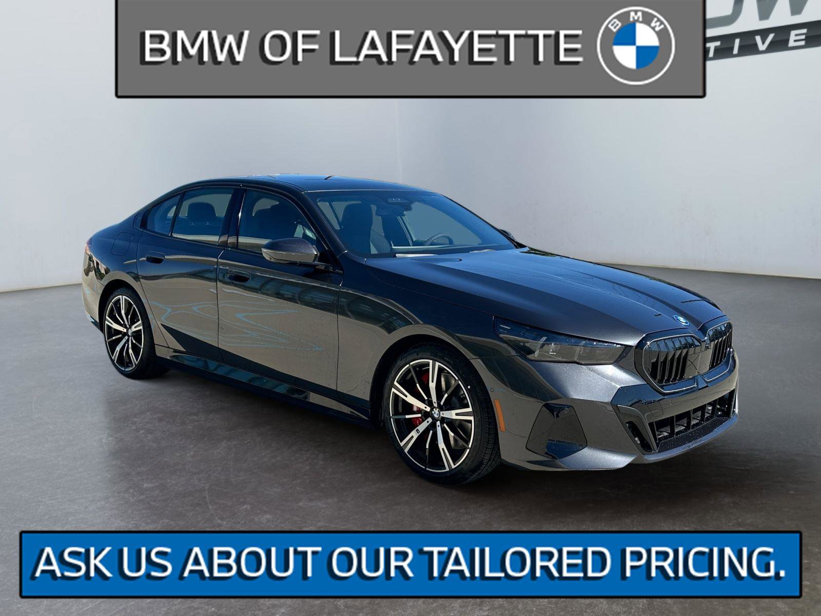 New 2026 BMW 550e xDrive AWD/4WD image 1