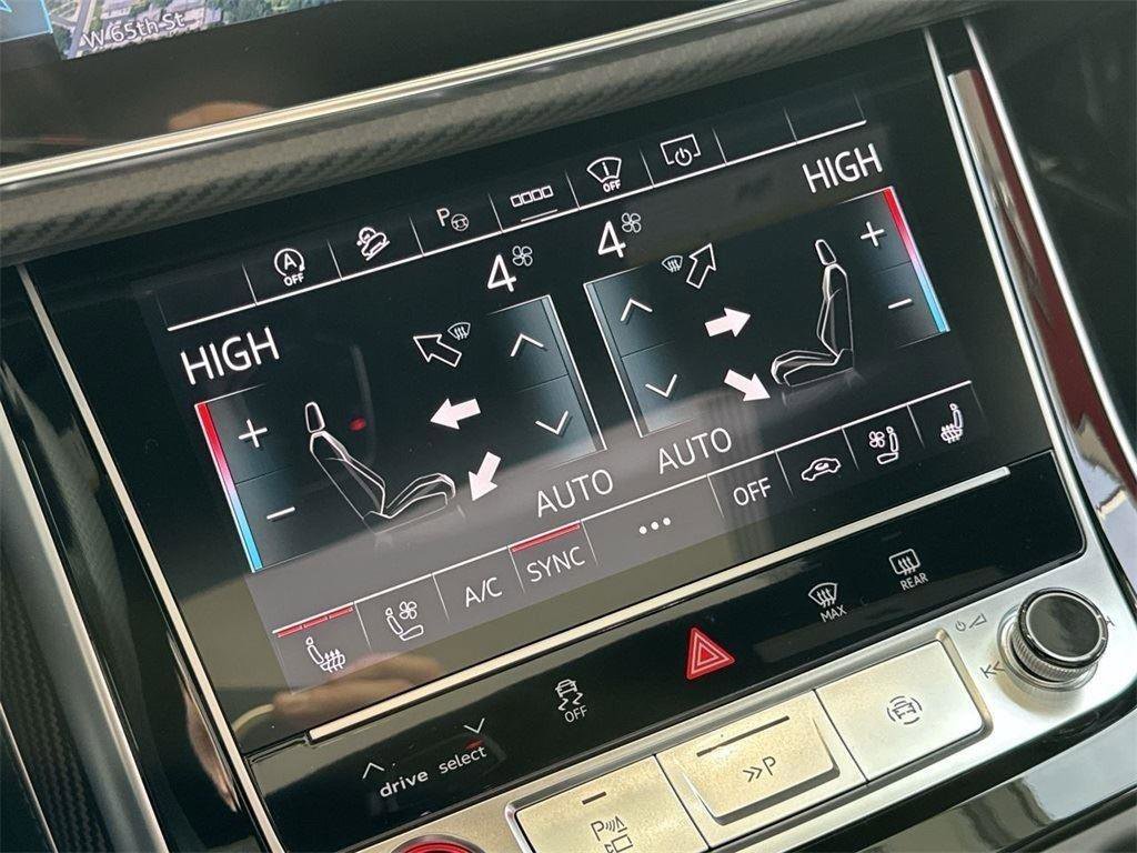 New 2025 Audi RS Q8 performance image 19