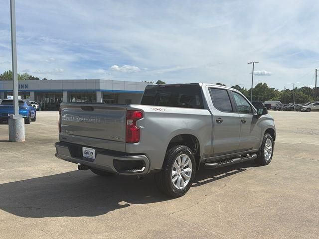 Used 2023 Chevrolet Silverado 1500 Custom AWD/4WD image 5