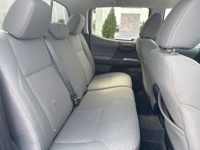 Certified 2020 Toyota Tacoma SR5 AWD/4WD image 28