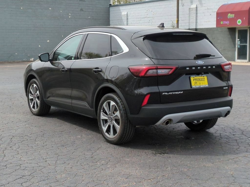 Used 2023 Ford Escape Platinum AWD/4WD image 6
