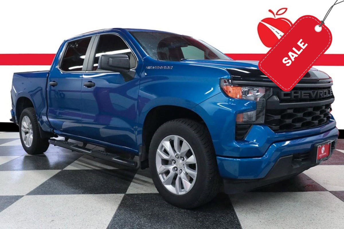 Used 2022 Chevrolet Silverado 1500 Custom RWD image 1