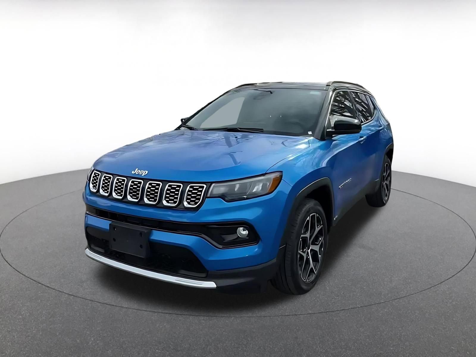 Used 2025 Jeep Compass Limited image 8