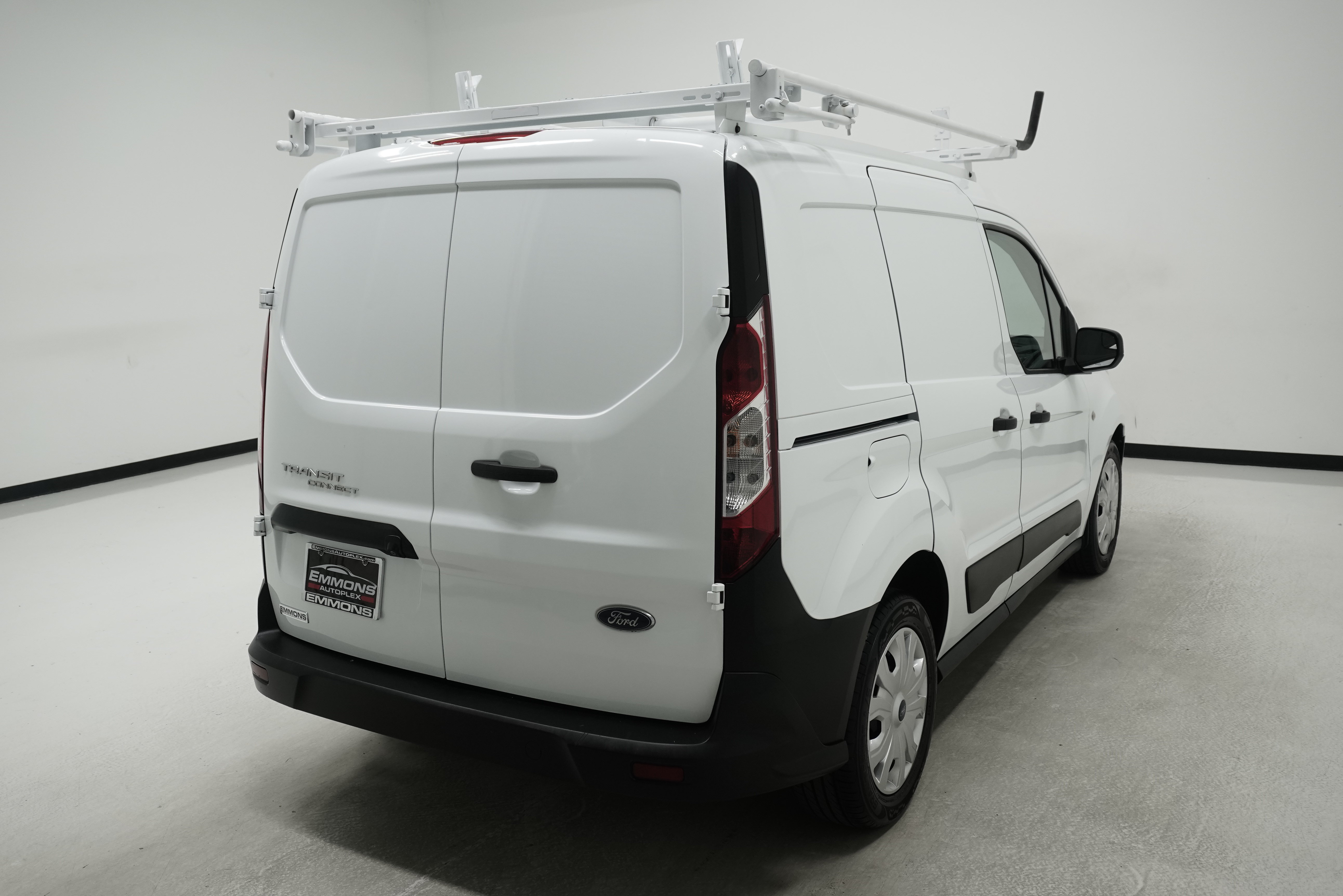 Used 2022 Ford Transit Connect XL FWD image 4