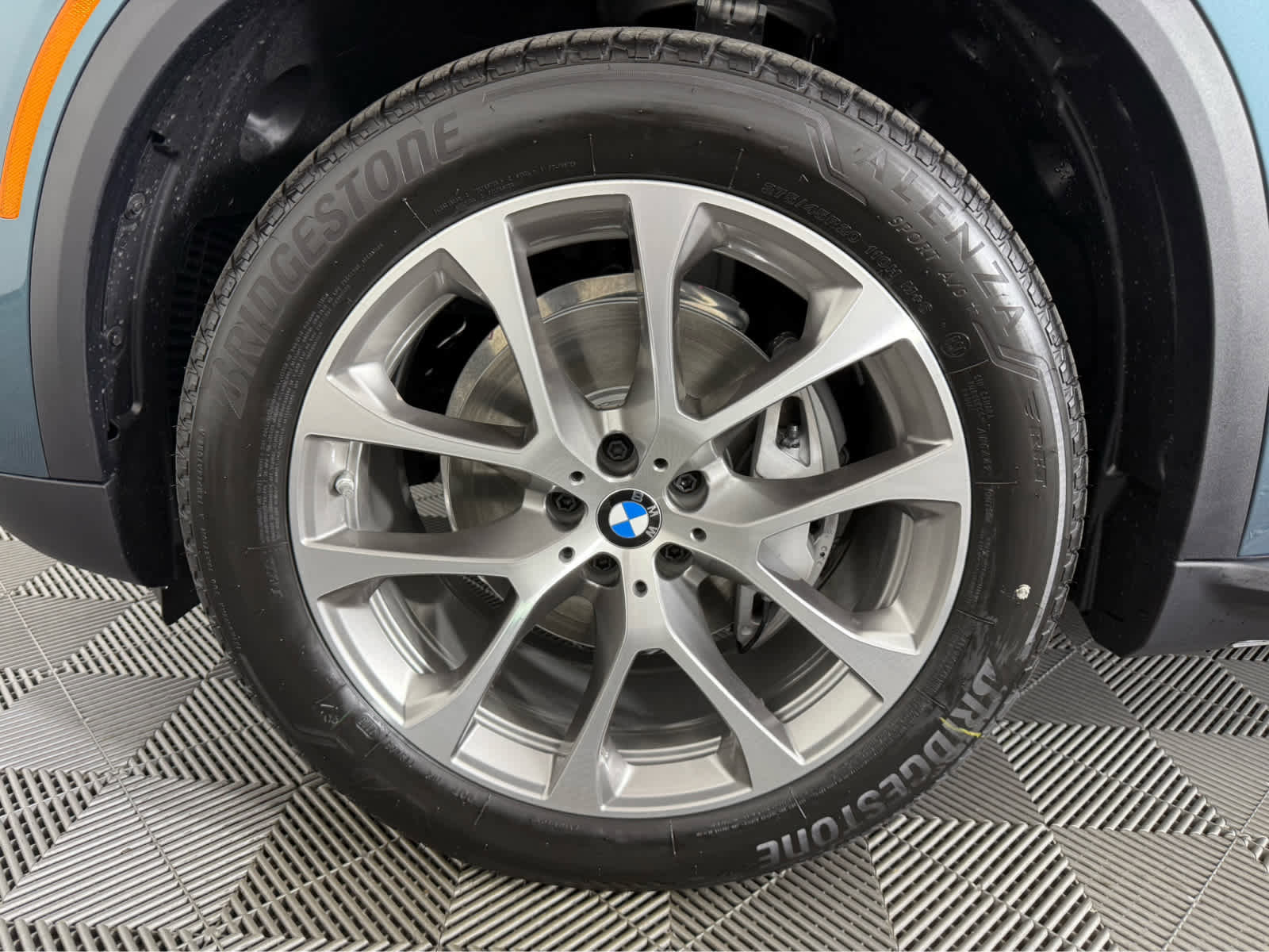 New 2026 BMW X5 xDrive40i w/ Climate Comfort Package image 10