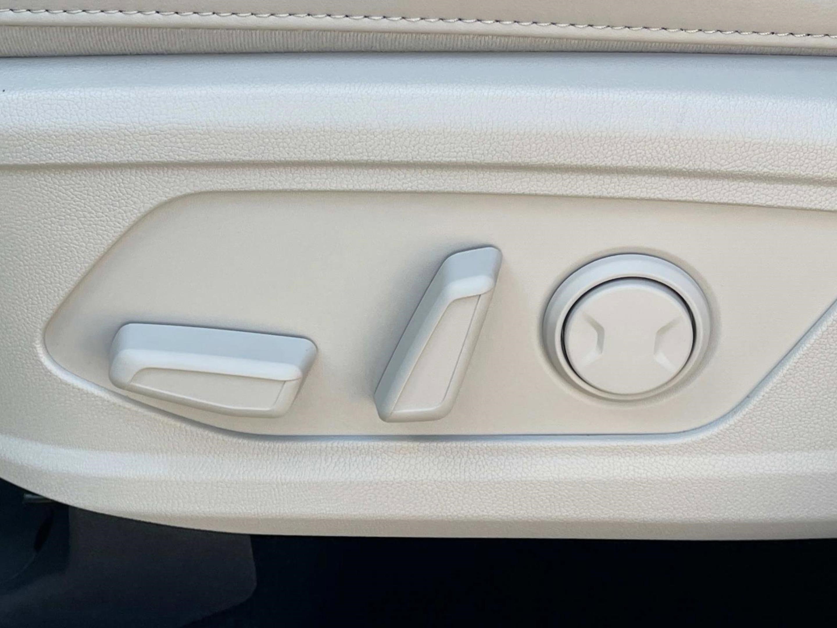 New 2026 Kia Sorento EX image 21