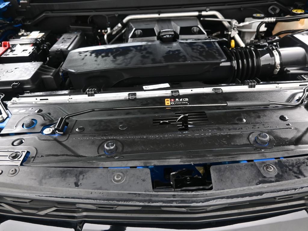 Used 2023 Chevrolet Colorado ZR2 w/ Desert Boss Special Edition image 14