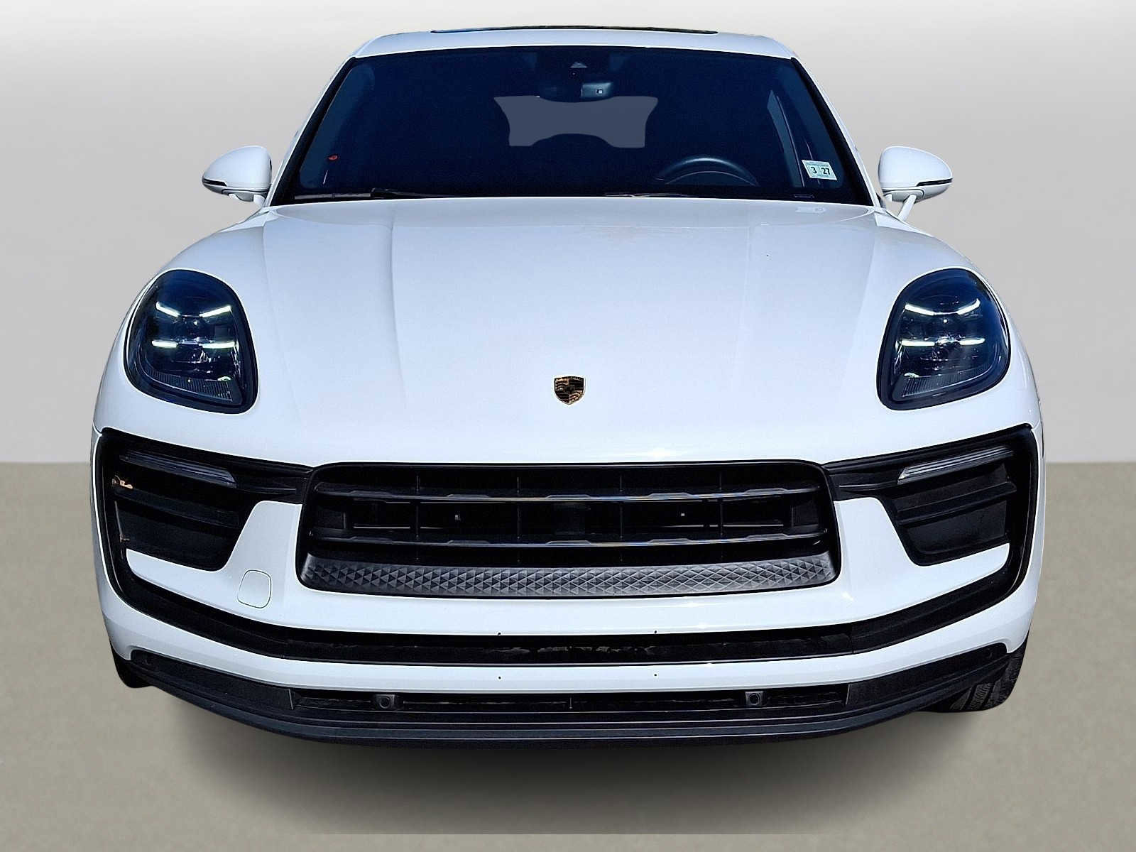 Used 2022 Porsche Macan image 2
