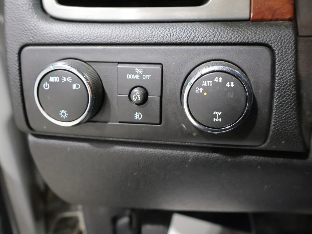 Used 2011 Chevrolet Silverado 1500 LTZ w/ LTZ Plus Package AWD/4WD image 27