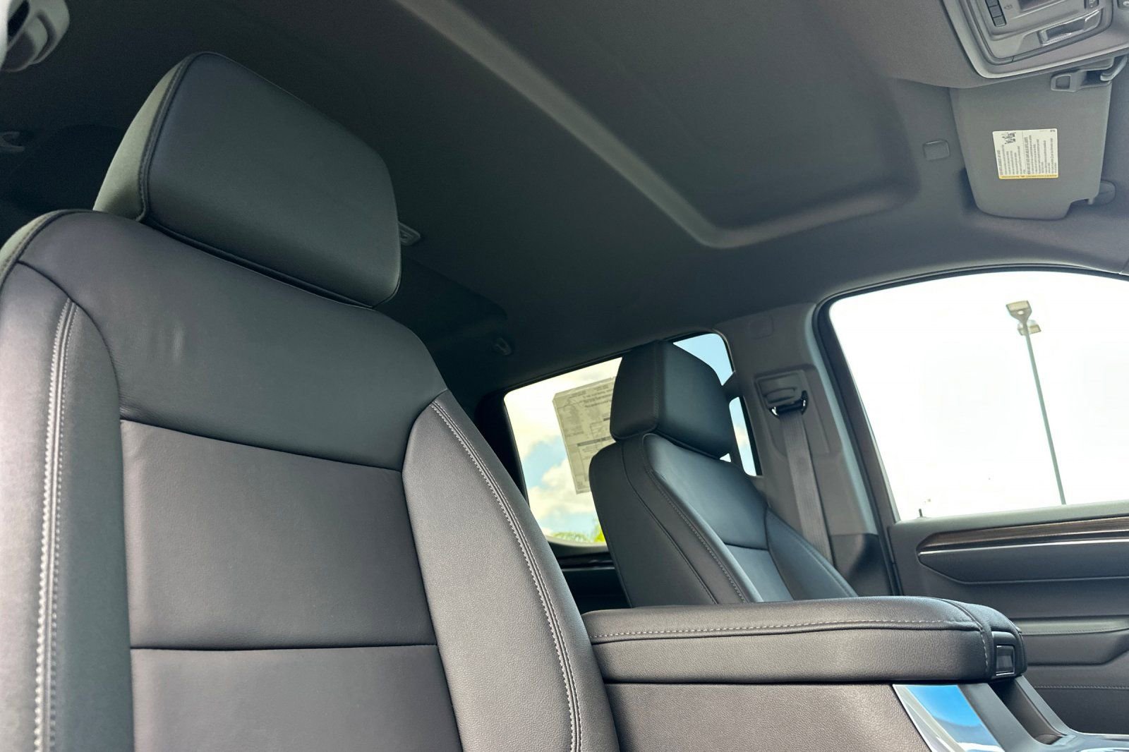 New 2026 Chevrolet Silverado 1500 LT w/ Z71 Off-Road Package image 16