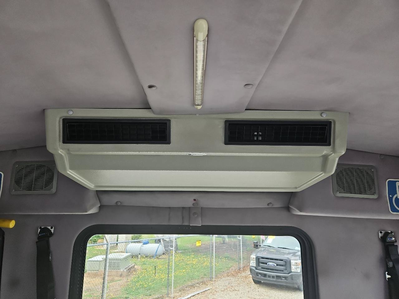 Used 2015 Chevrolet Express 3500 w/ Shuttle Bus Package RWD image 31