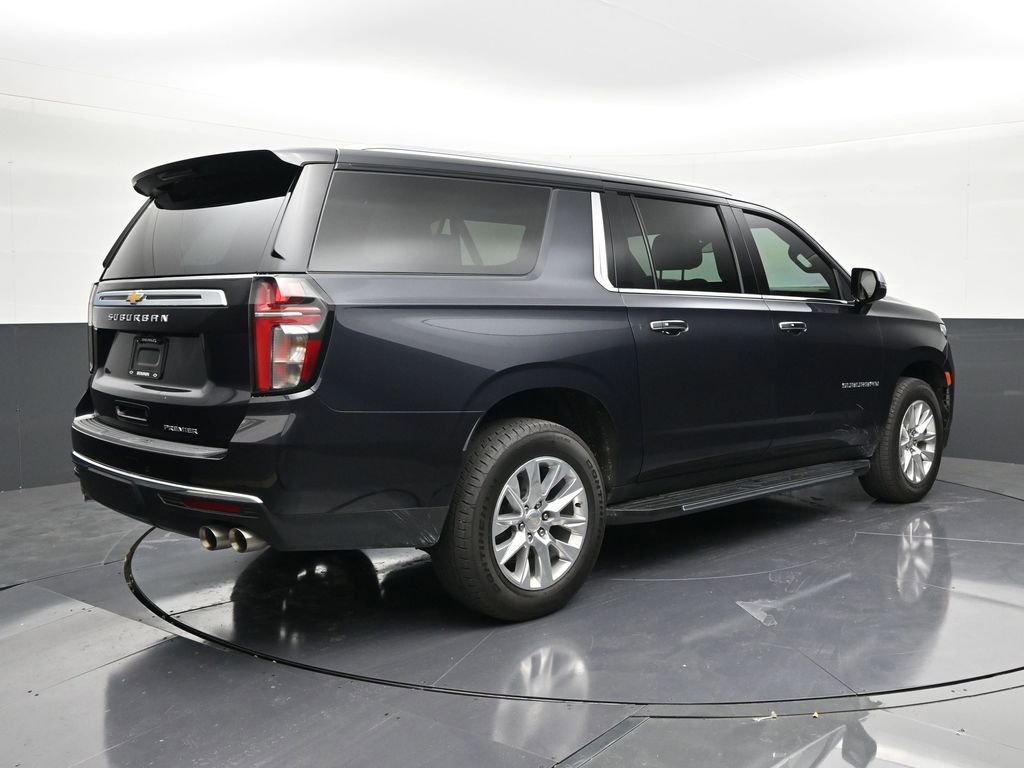 Used 2024 Chevrolet Suburban Premier RWD image 5