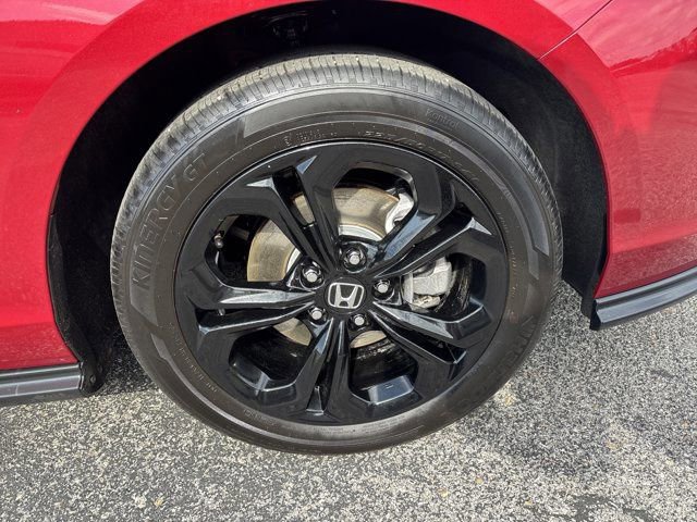 Used 2025 Honda Accord SE image 6