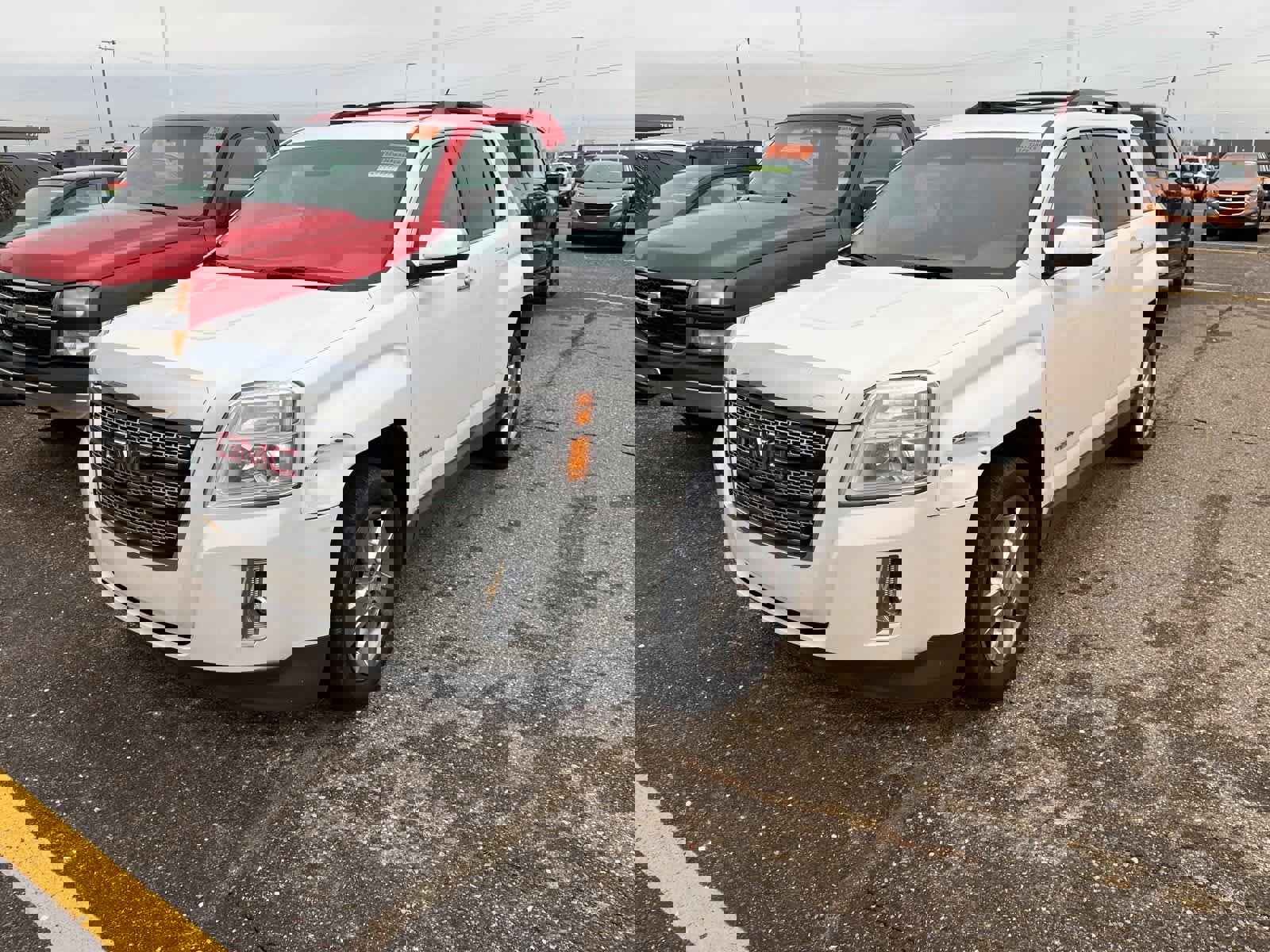 Used 2015 GMC Terrain SLT w/ Chrome Edition image 1