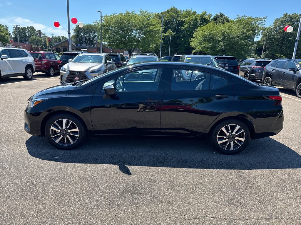 Used 2024 Nissan Versa S w/ S Plus Package FWD image 4